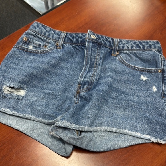 Vanilla star distressed denim shorts size 9 // 052440 - Picture 1 of 2
